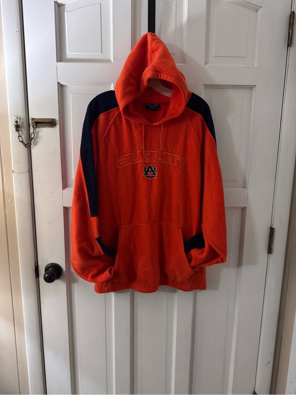 Auburn hooded fleece pullover NCAA Orange and Navy Hooded Zip-Up and pockets.